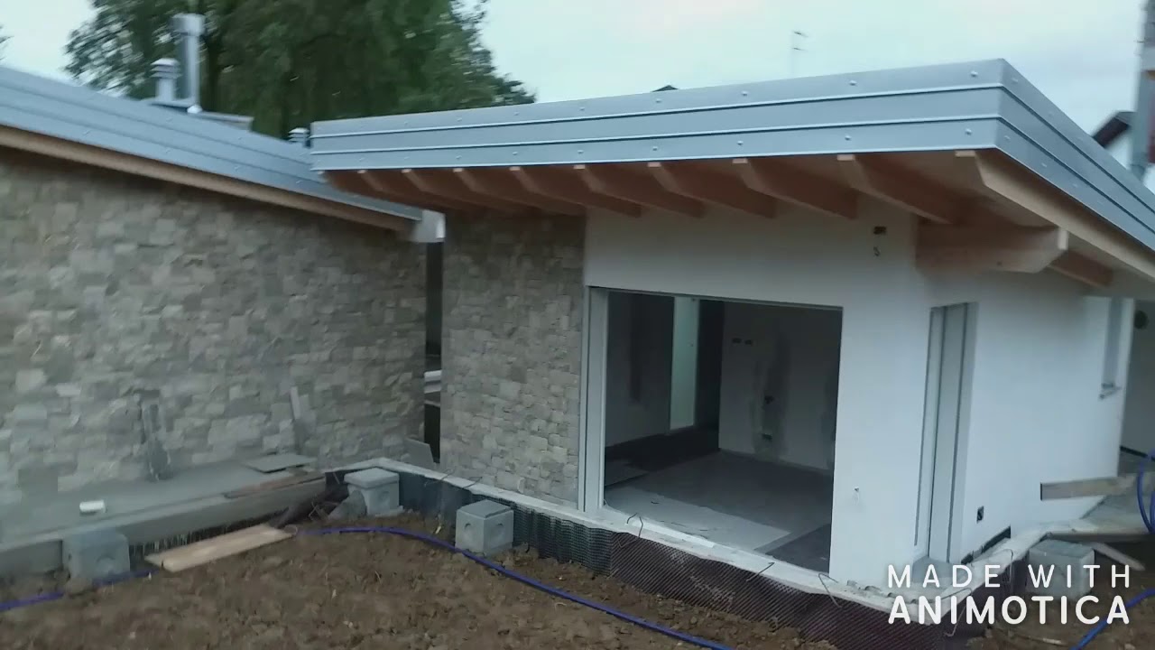 Villa in pietra moderna , posa di rivestimenti pietra di Credaro a secco pavimenti in Luserna