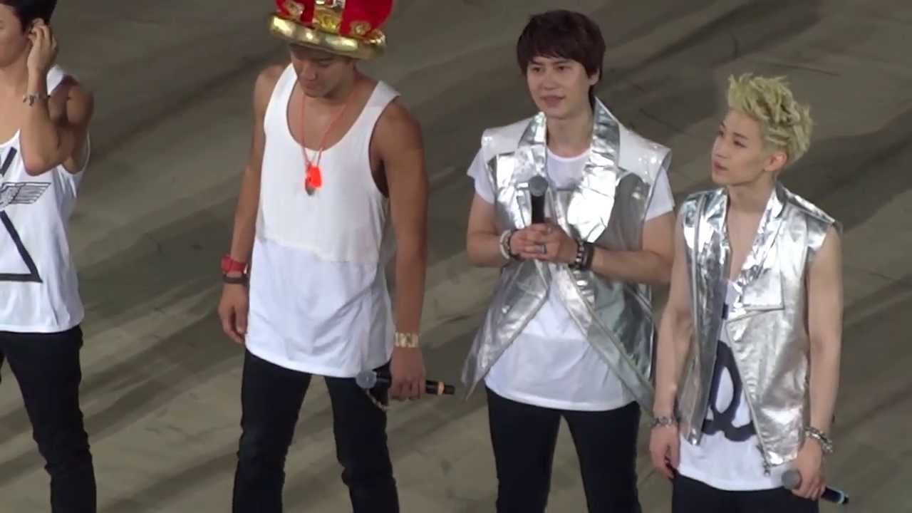 130811 SS5 留戀長頸鹿的旭+留下來的只有照片的圭+不認真聽赫講話的大家