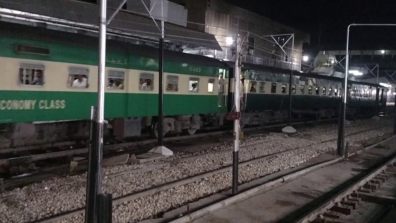 Rohri Railway Station | 8 Down Tezgam Express | Departure Rohri Early ...
