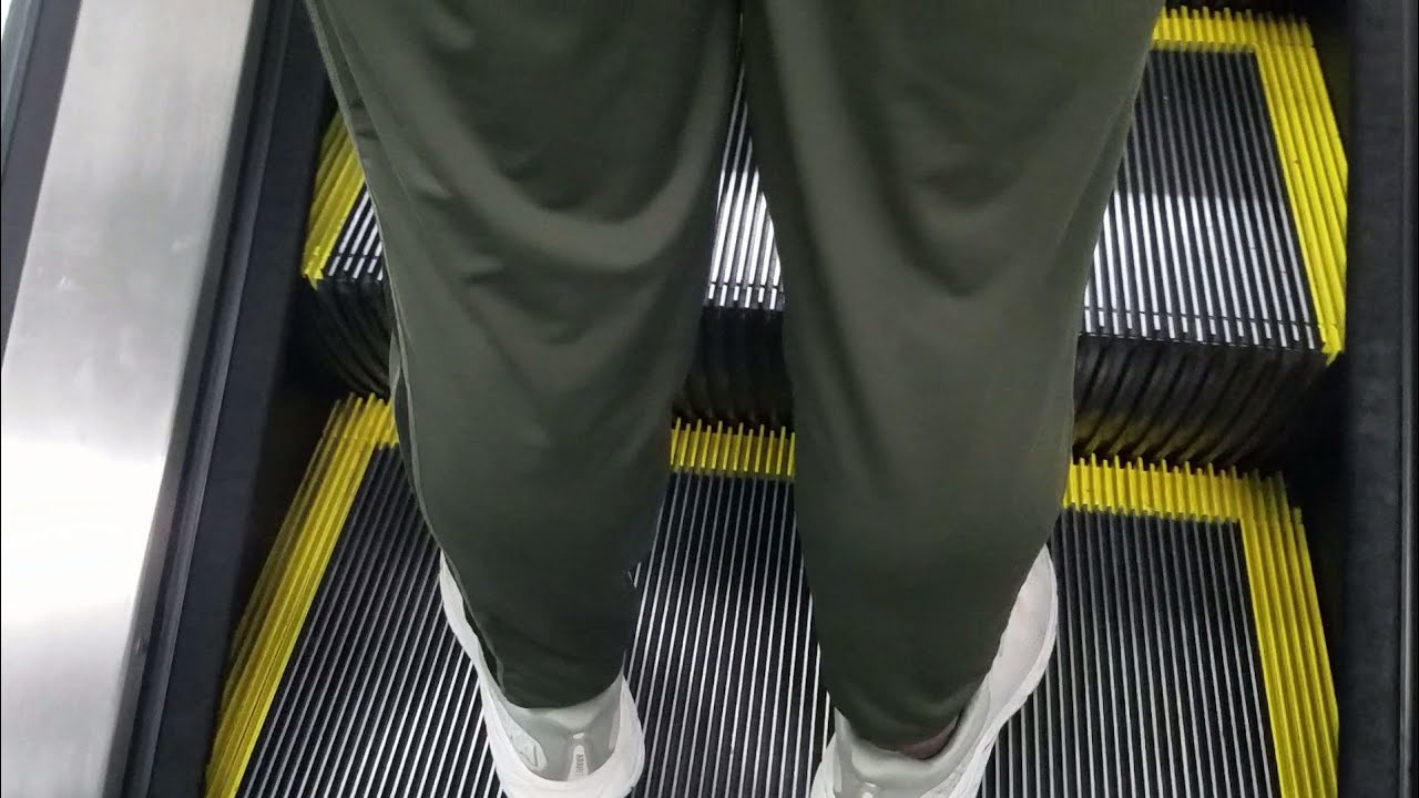 Schindler escalators @ Burlington Coat Factory Palm Springs Mile, Hialeah FL