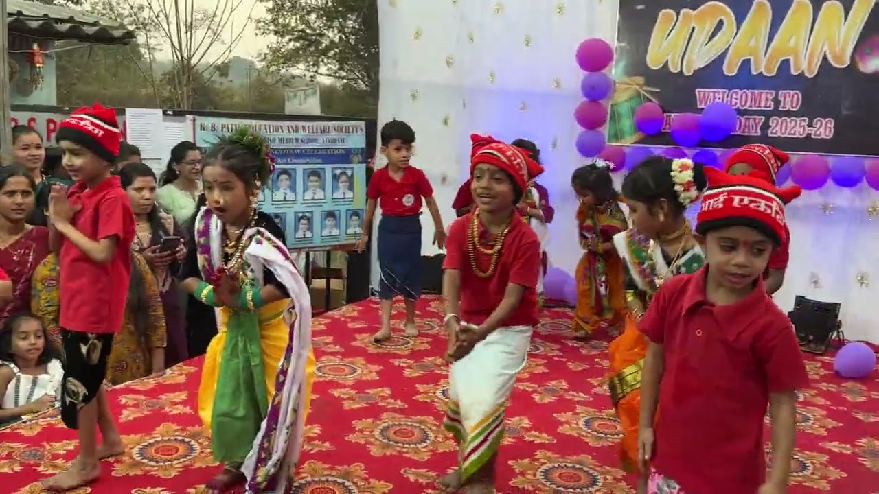 Annual Day   Jara Japun Chalav Hori  Jr Kg