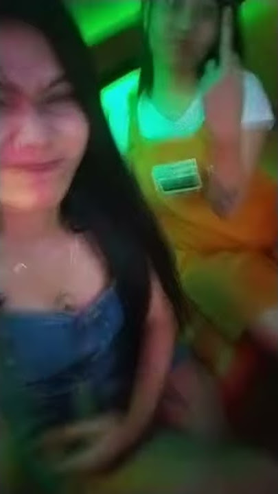 pesona cewe pemandu karaoke mbandungan body aduhai