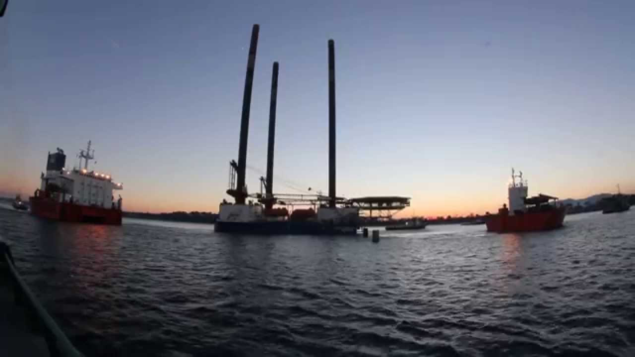 TREN Dockwise and Teras Conquest 1