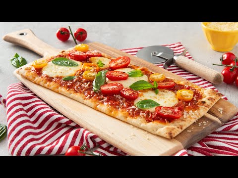 Tomato Basil Mozzarella Flatbread Pizza Recipe