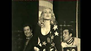 SYLVIE VARTAN s&#39;éclate et danse le ROCK ACROBATIQUE en Italie (DOLCE VITA 1975)