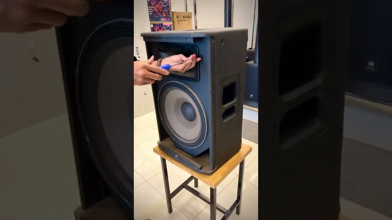 jbl-srx800-series-youtube