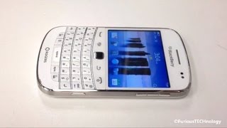 White Blackberry Bold 9900 Video Profile - HD - YouTube