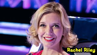 She Chose The Wrong Bikini For Beach And It's A Feast For Your Eyeballs Rachel Riley
