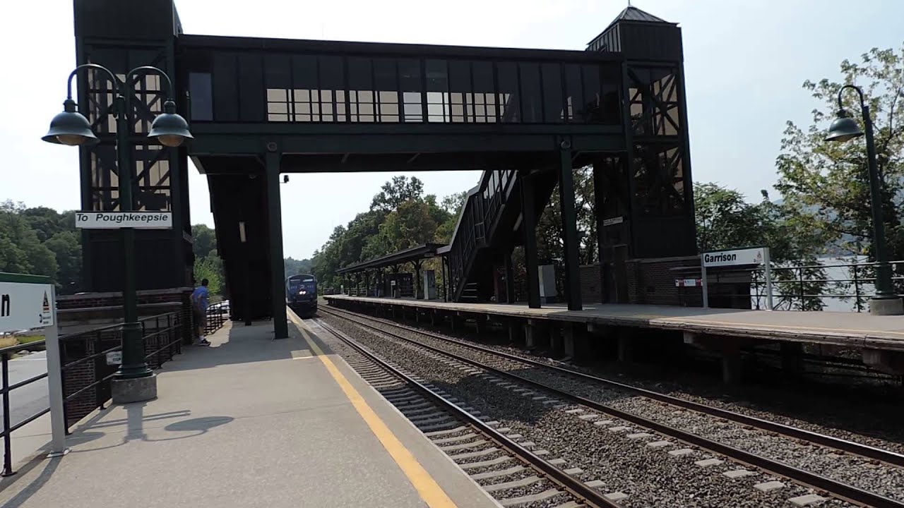 A Local MetroNorth Garrison + View of West Point 9/3/15 YouTube