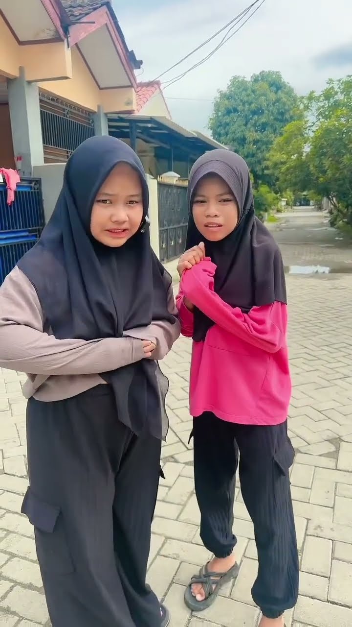 GAWAT BUNDA DIJAH NGAMUK