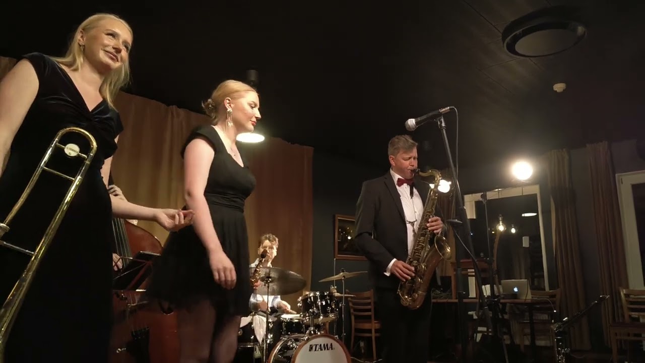 Promenade aux Champs Elysées. Nanna Carling Swing Band. Falsterbo Jazzklubb. 