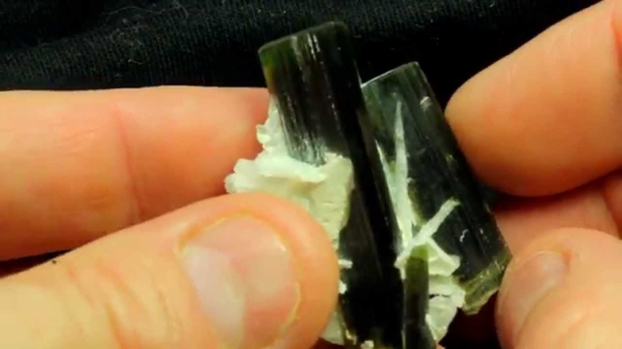 Stak Nala tourmaline with calcite