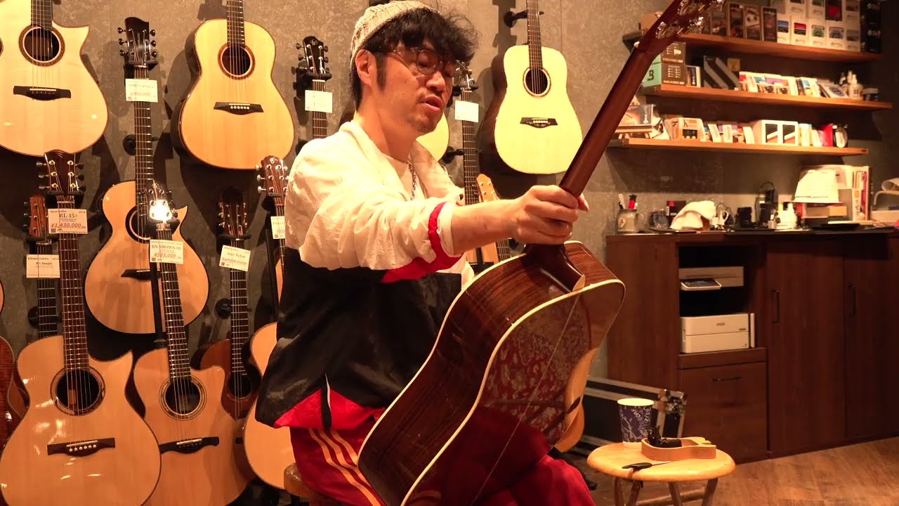 Martin D-28 Special (2023) - YouTube