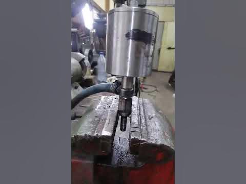 Пневмосъёмник дизельных форсунок. Обратный пневмомолоток - YouTube