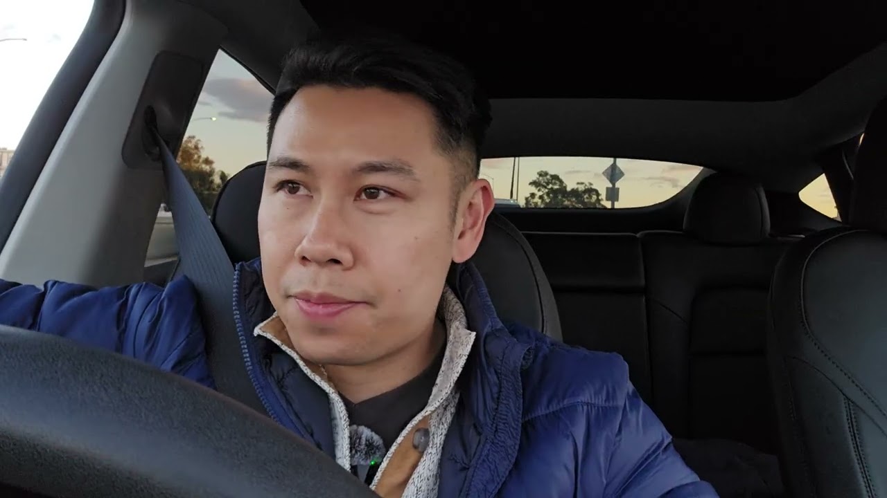 Я расширял свой бизнес в сфере недвижимости в течение 8 лет. Теперь я занимаюсь обрезкой.