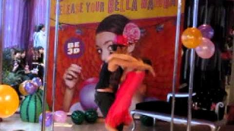 Marcos Fonseca and Emily Ma press event performance