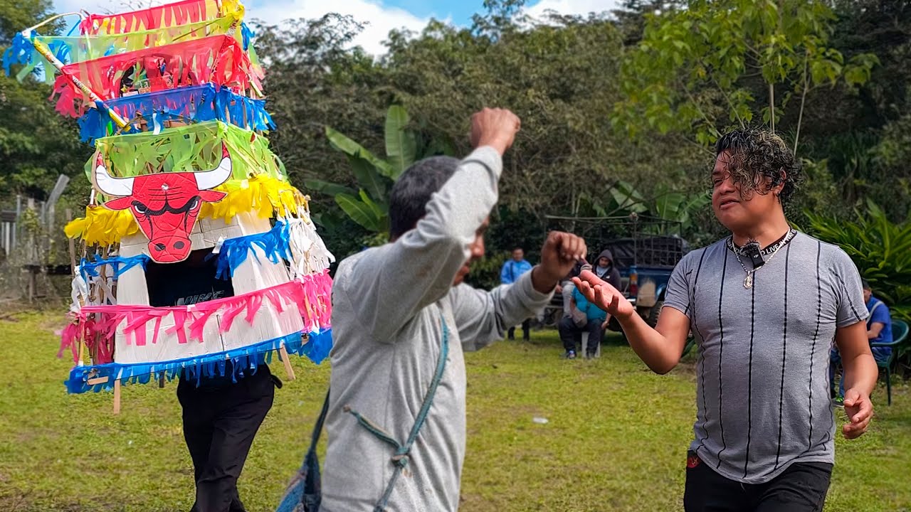 Hila Perez con los Toritos en San Andres Huista 2024