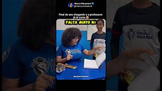 Professora foi comprada pelos aluno🤣#motivação #inspiração #felicidade #divertido #escola #professor