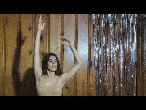 Julie Byrne & Jefre Cantu-Ledesma - Love's Refrain (Official Video)