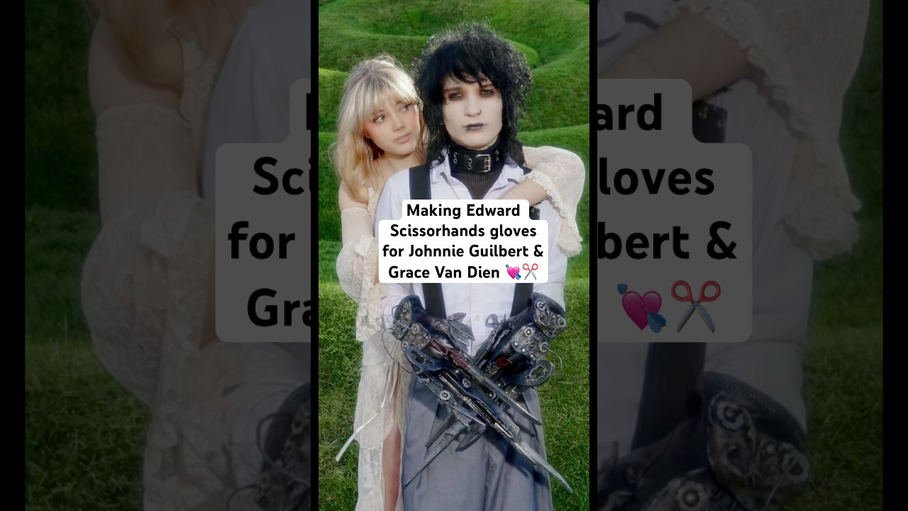 HOW CUTE IS THIS V DAY SHOOT ✂️💘🥹 #edwardscissorhands #costume #cosplay #timburton #cosplayer