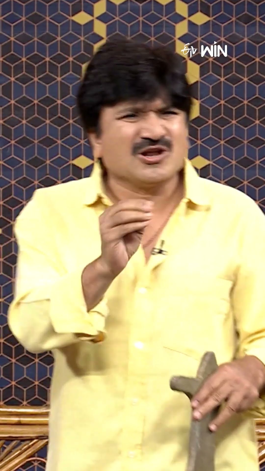 ఆడవాళ్ళు పెళ్ళికి ముందు శాంతంగా ఉంటారు, పెళ్ళి తరువతా సూర్యకాంతం లా మారిపోతారు..! #jabardasth