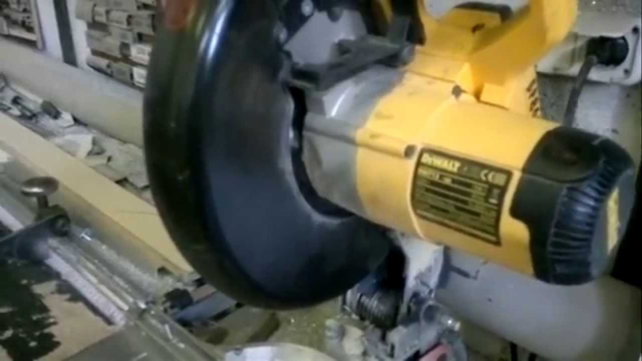 Торцовочная Пила Девольт 715 Купить
