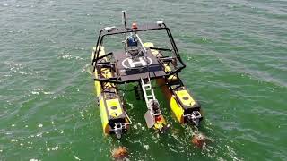 Unmanned Vessel Deploys Cutting-Edge Side Scan Sonar Towfish
