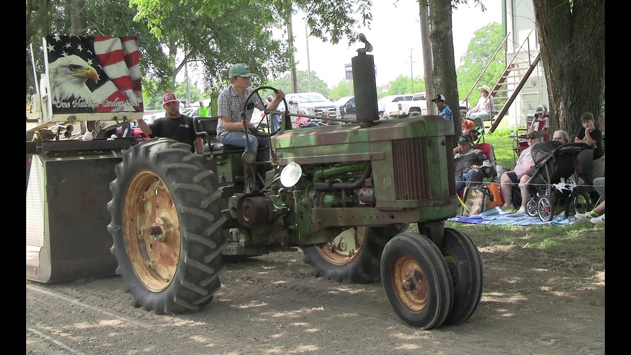 2023 Clifton, TX Antique Tractor Pulling Part 2 YouTube