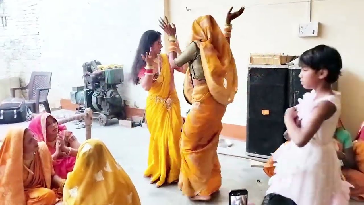 नंद भाभी का सुपर डांस_में गुजर बरसाने की राधा मेरो नाम//dehati Nach geet 