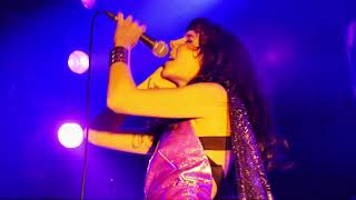 Gaye Su Akyol - Eski Tüfek Sukiyaki Tokyo 2017