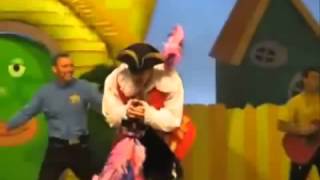 Th eWiggles  EXTREMLEY RARE Captain Feathersword Sings Metallica!