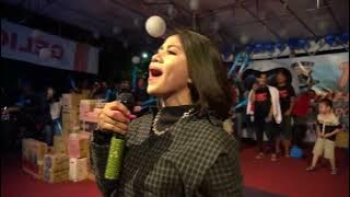 Sanza soleman live alun alun kota serui with SMX PAPUA KASIIH SLOWW..