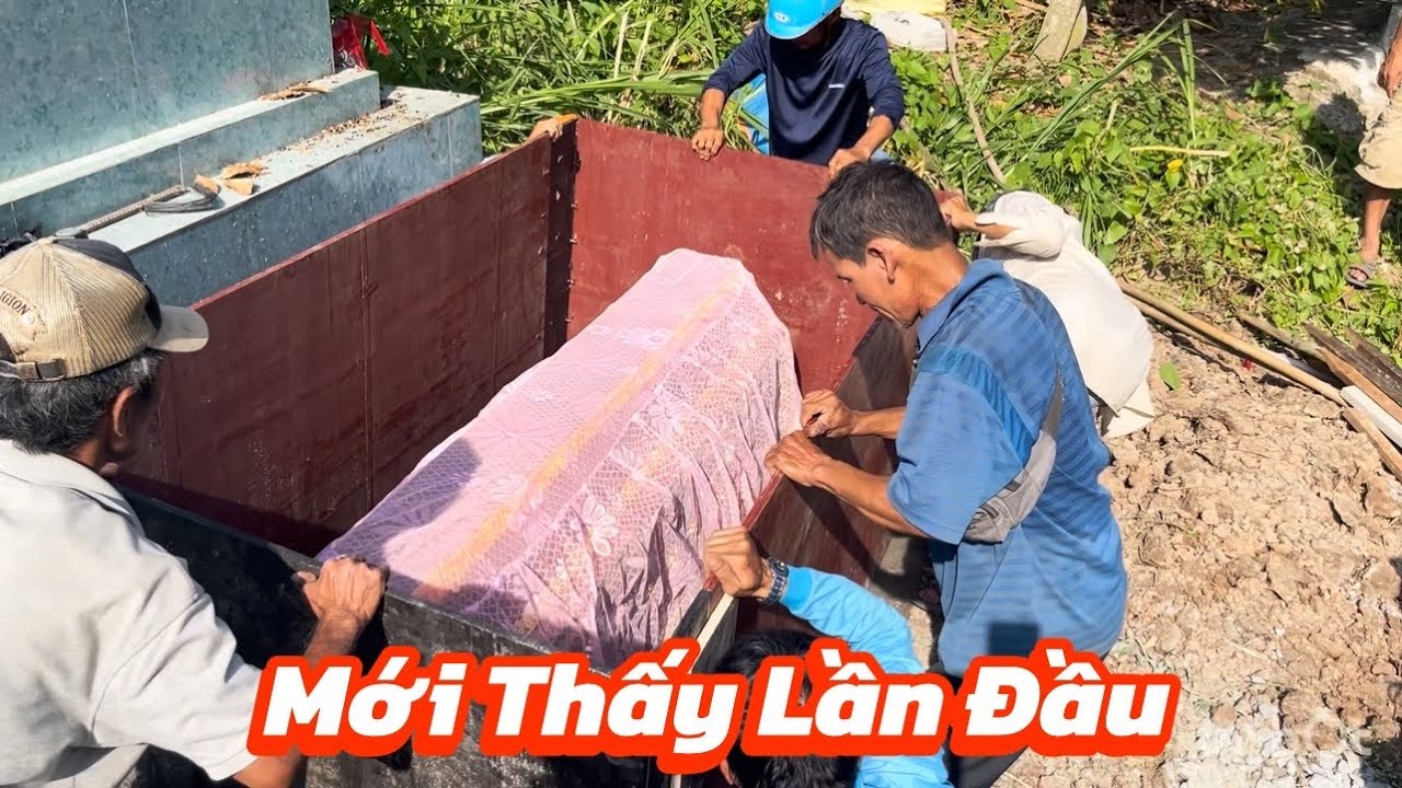 Đưa chú Dô về nơi an nghỉ cuối cùng.Mà phát hiện một đều kỳ lạ 