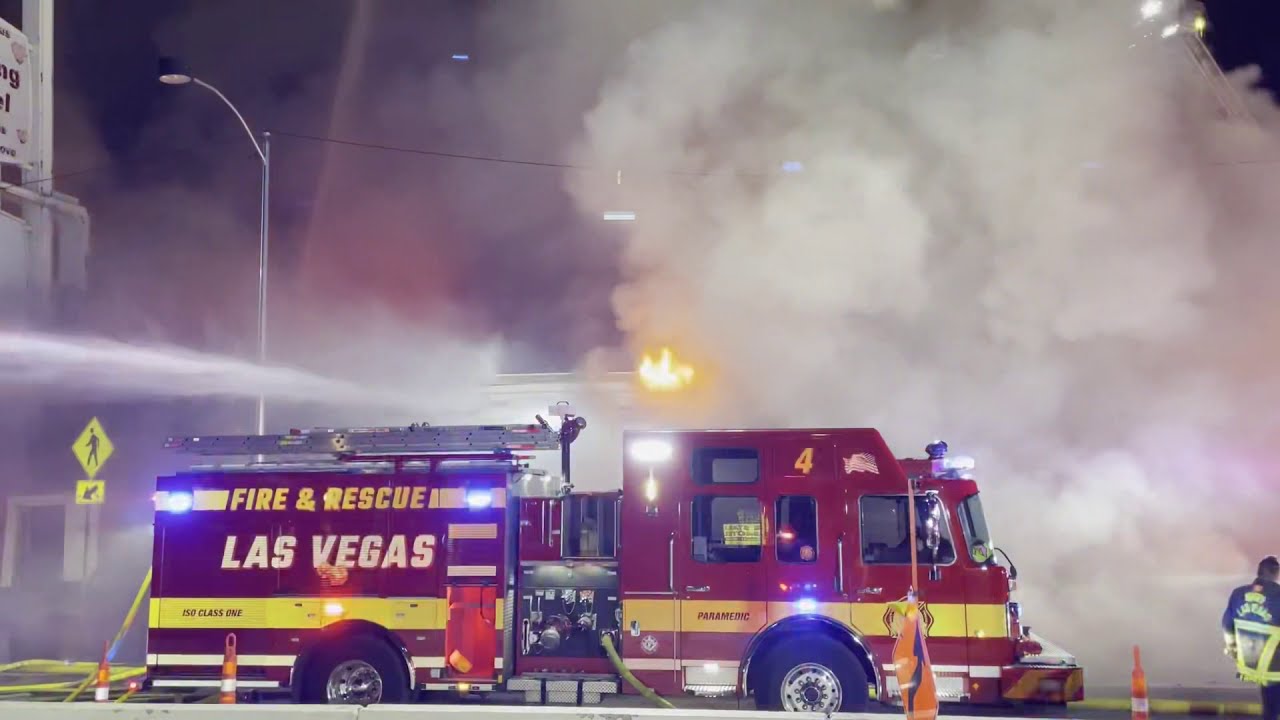 Two Alarm Fire Destroys Vacant Building Downtown – Jan. 12 - YouTube