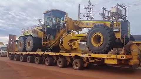 XCMG GR5505 Motor Grader Transporting to Rio Tino Mine in Australia