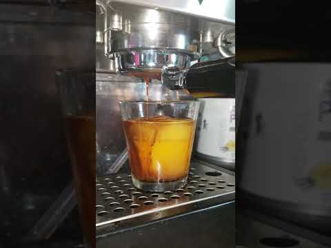   عصير البرتقال والقهوة
