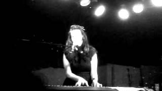 Nerina Pallot - Geek Love [Live - Belfast]