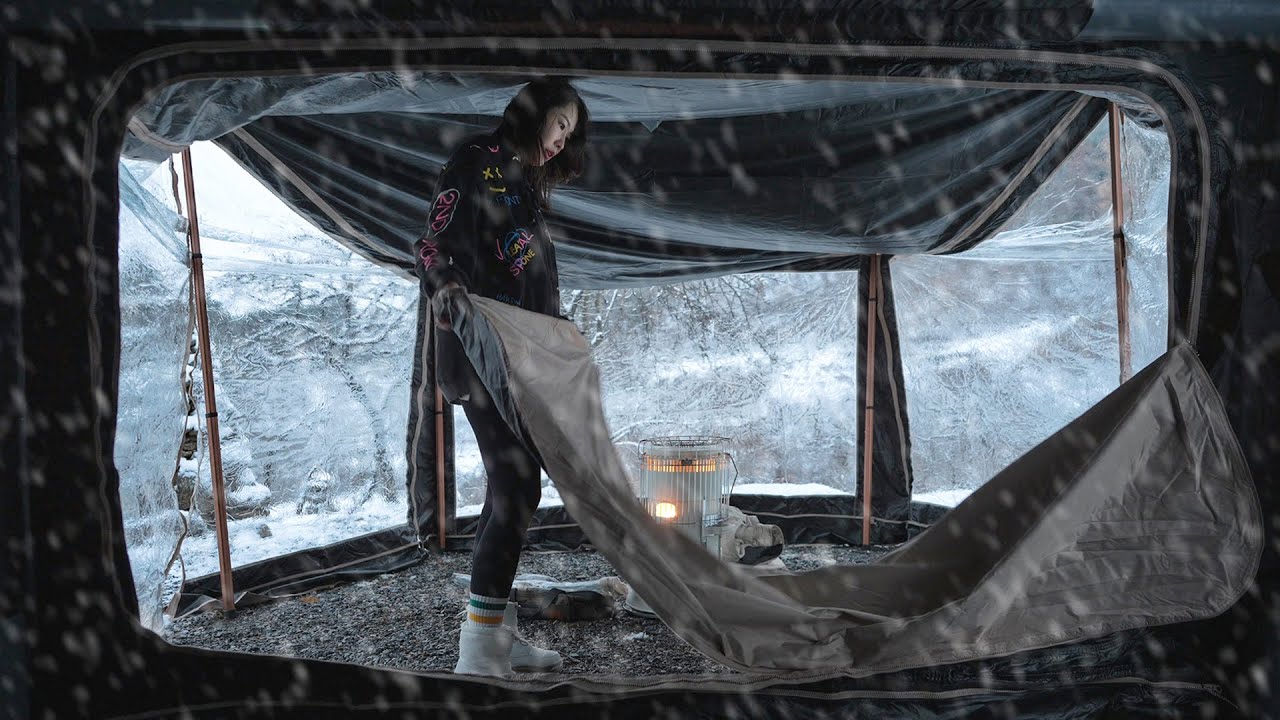 Кемпинг SOLO в условиях сильного снегопада в горах на высоте 800 м / Кемпинг с горячей палаткой