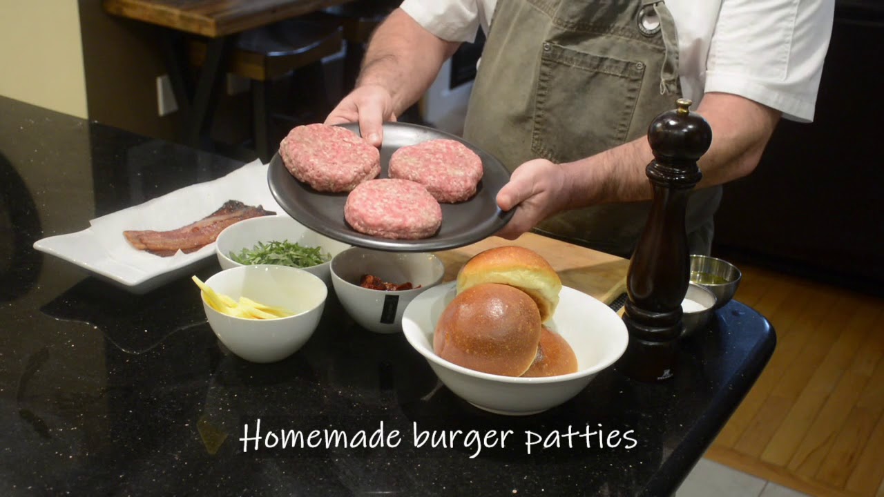 Homemade hamburgers - YouTube