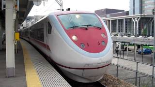 JR西日本681系2000番台＋0番台9連「特急はくたか」　富山駅発車！