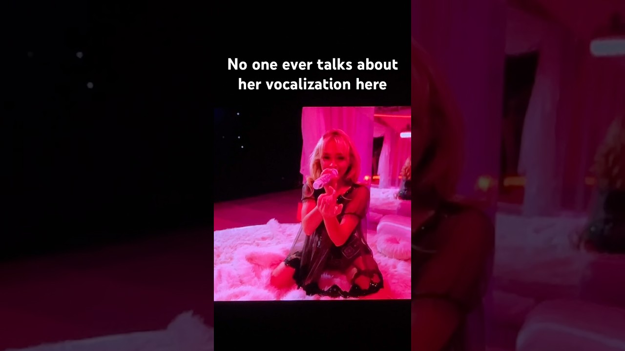 Sabrina&rsquo;s voice is so pretty #fangirl #sabrinacarpenter #concert #shortnsweettour #bedchem