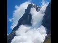 هل سبق و رأيت السحاب ينزل من الجبل Shorts 