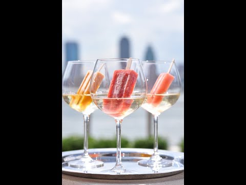prosecco-popsicle-cocktails-are-your-perfect-summer-drink