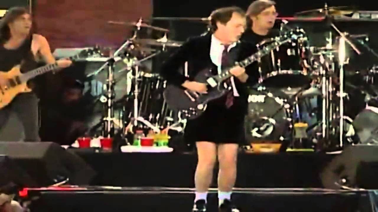 AC/DC - Back In Black (Live Toronto, 2003) - YouTube
