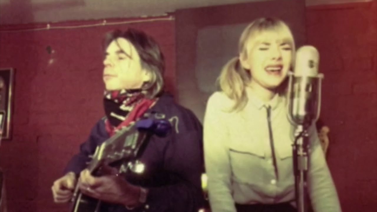 Kandle & Neil Osborne (54.40) perform "Every Town"