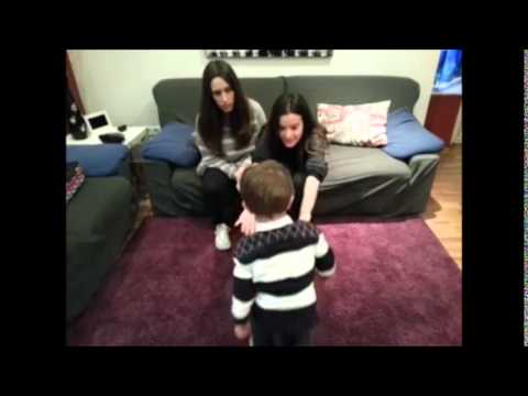 Vídeo: Com Castigar Un Nen De 2 Anys