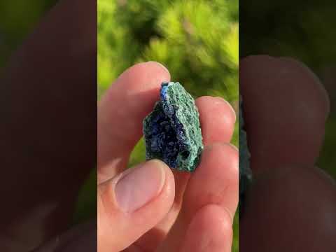 АЗУРИТ з МАЛАХІТОМ - натуральний мінерал, видео 1