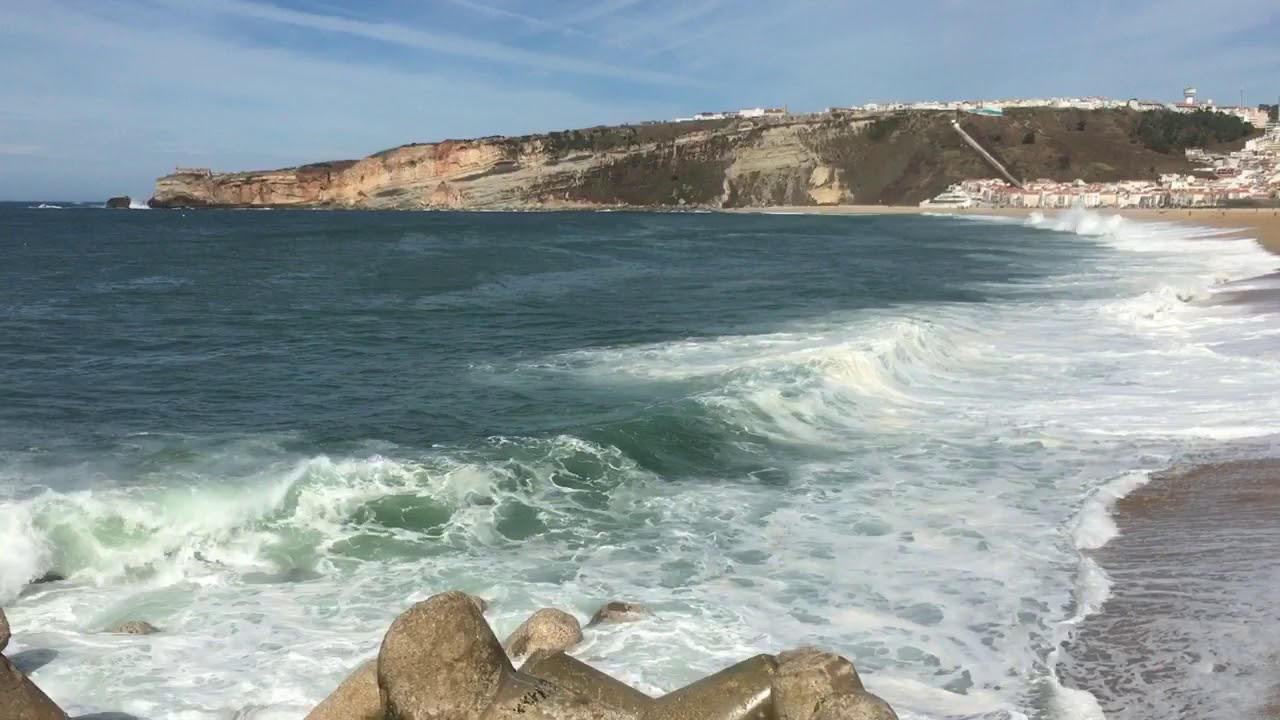 Olas en Nazare YouTube