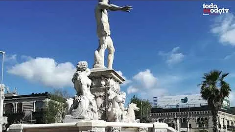 Come si chiama la fontana in piazza della Signoria?