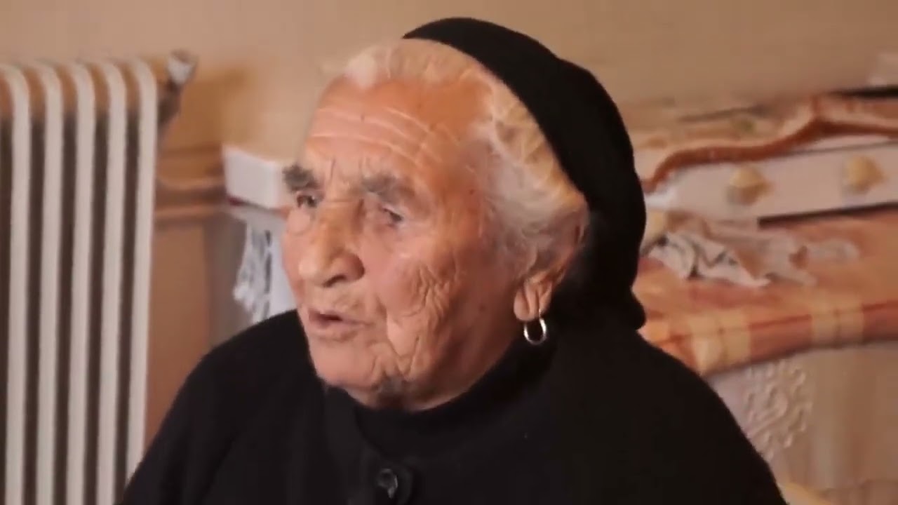 Kayseri'den 1924 yılında Yunanistan'a göçen Ortodoks Karamanlılardan Hacı Ana Kadınko anlatıyor